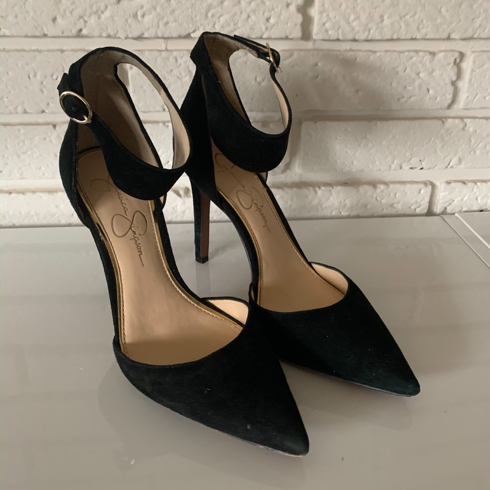 Jessica Simpson Black Suede Pumps